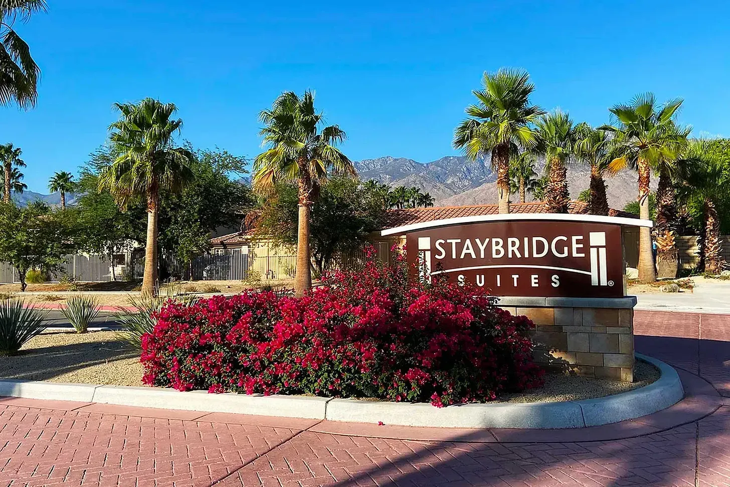 Hotel Review: Staybridge Suites Cathedral City feature image